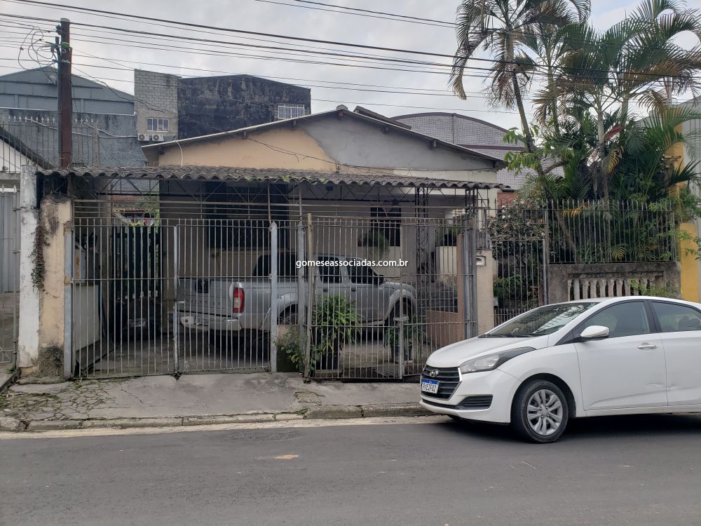 Casa Comercial Jardim Cláudia 3 dormitorios 1 banheiros 2 vagas na garagem