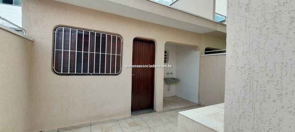 Sobrado à venda na Rua PixinguinhaJardim Claudia - 999-sobrado-jardim-claudia-sao-paulo-153216-2.jpg