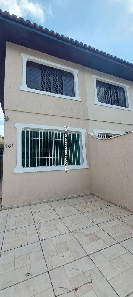 Sobrado à venda na Rua PixinguinhaJardim Claudia - r999-sobrado-jardim-claudia-sao-paulo-153215-0.jpg